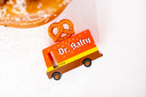 Candycar Pretzel Van – Dr. Salty – Duurzame Houten Speelgoed auto