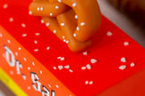 Candycar Pretzel Van – Dr. Salty – Duurzame Houten Speelgoed auto