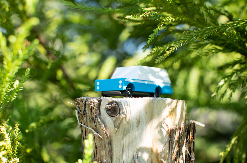 Candycar Mississippi Mule Blue - Sustainable Wooden Pick-up