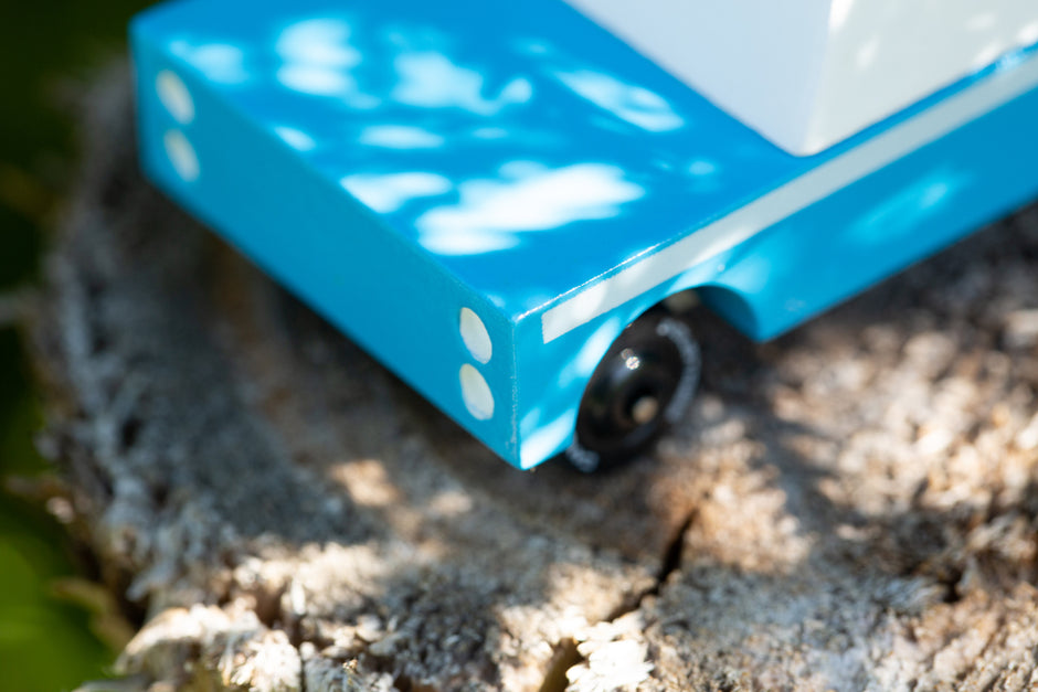 Candycar Mississippi Mule Blue - Sustainable Wooden Pick-up