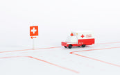 Candycar Ambulance Van – Duurzame Houten Speelgoed auto